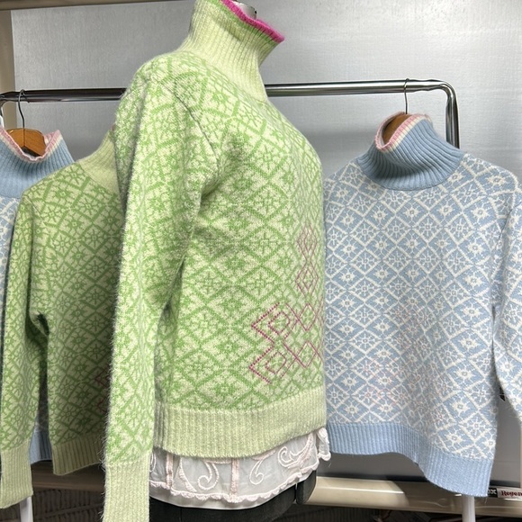 Neckworks  pullover 50 wool 40angora spring colors geometric design NWT. - Picture 5 of 17